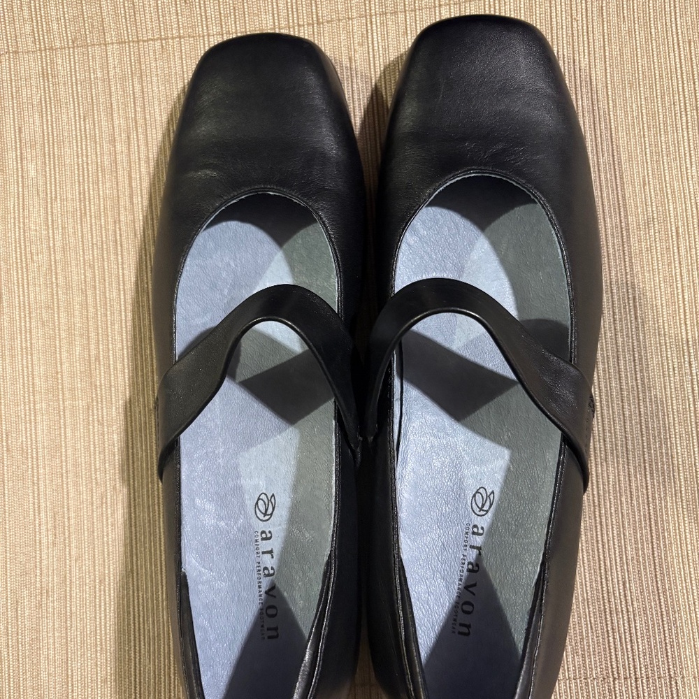 Aravon Maryjane Shoes